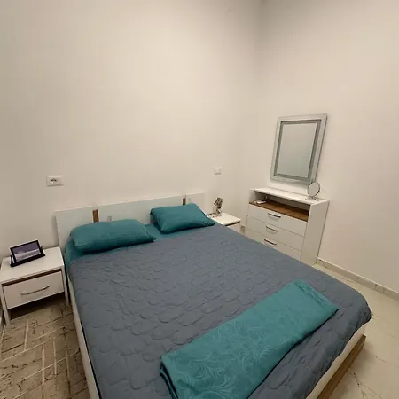Ori-rent דירה
