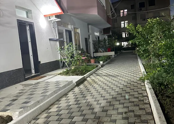 Ori-rent * Golem (Tirana)